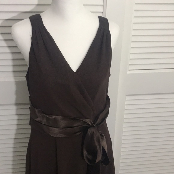 Women’s dress - Picture 2 of 5